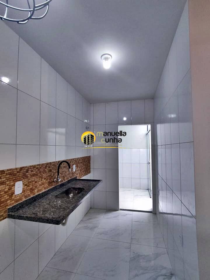 Casa à venda com 2 quartos, 800m² - Foto 17