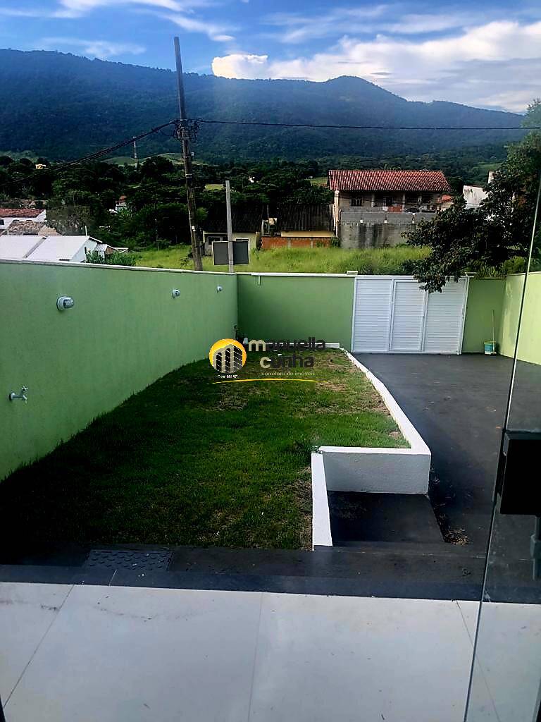 Casa à venda com 2 quartos, 300m² - Foto 5