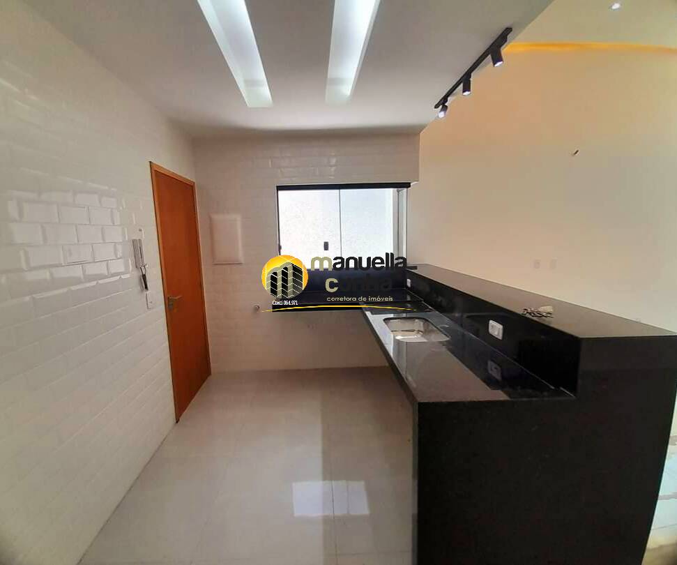 Casa à venda com 3 quartos, 240m² - Foto 7