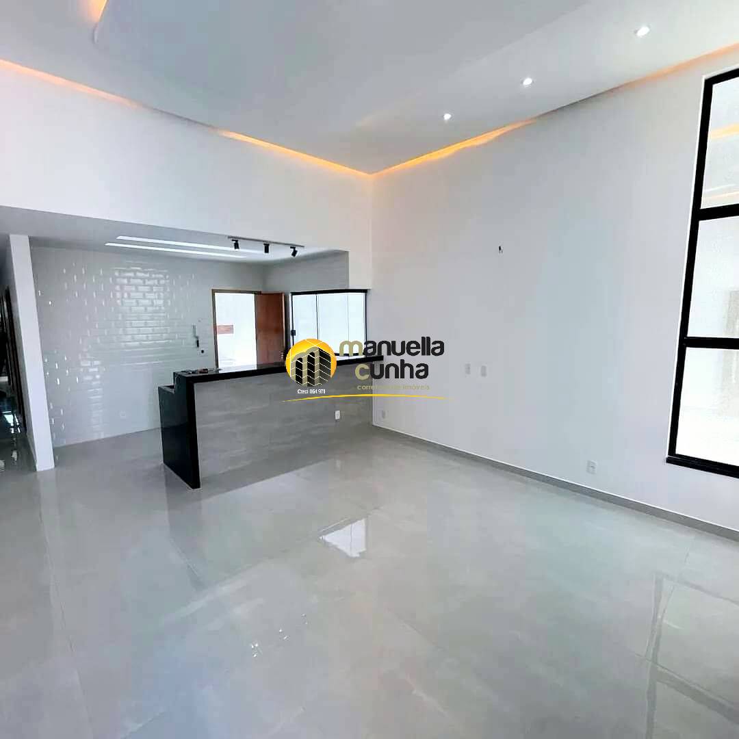 Casa à venda com 3 quartos, 240m² - Foto 3