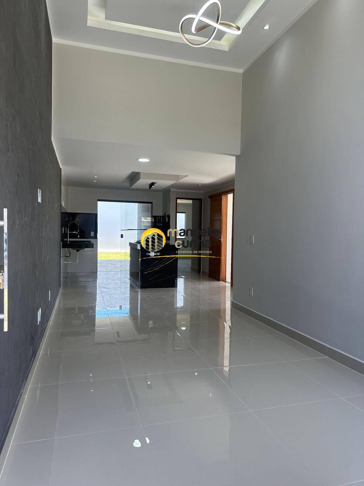 Casa à venda com 2 quartos, 86m² - Foto 8